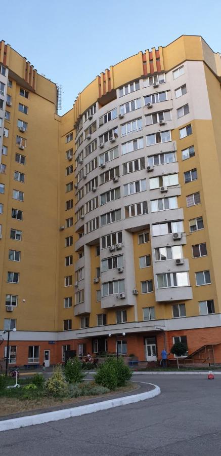 Apartament Near Dnieper Cherkasy Exterior foto