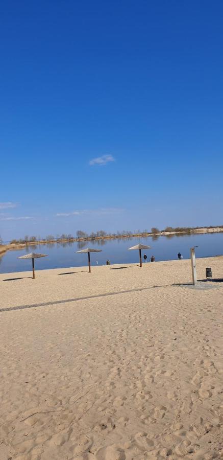 Apartament Near Dnieper Cherkasy Exterior foto