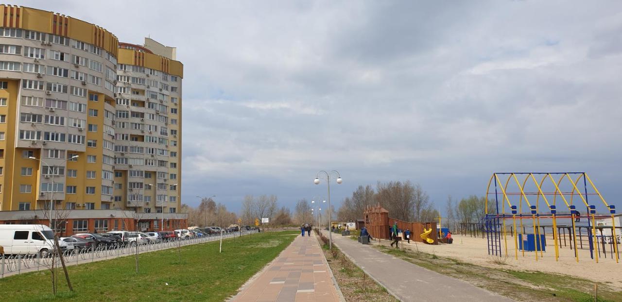 Apartament Near Dnieper Cherkasy Exterior foto