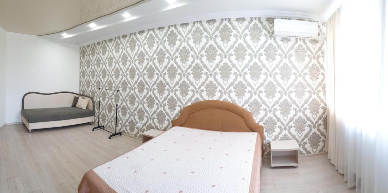 Apartament Near Dnieper Cherkasy Exterior foto
